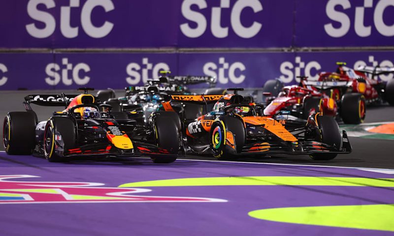 2025 Saudi Arabian Grand Prix before incident between Piastri and Verstatten on lap 1 turn 1.