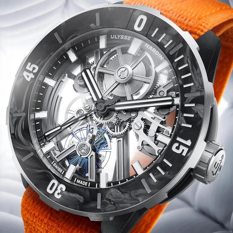 The Diver up close.