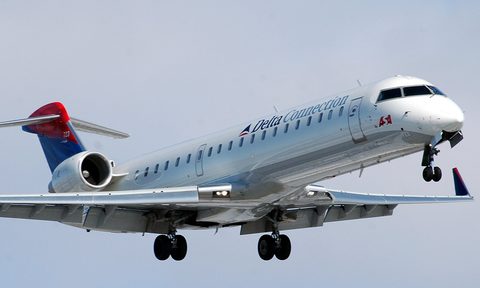 Delta CRJ-700