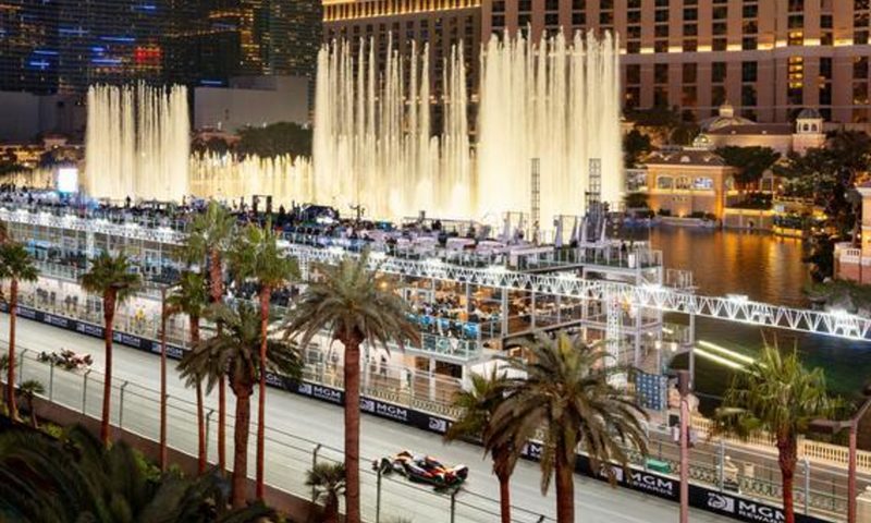 Across the strip view of the Bellagio Fountain Club.