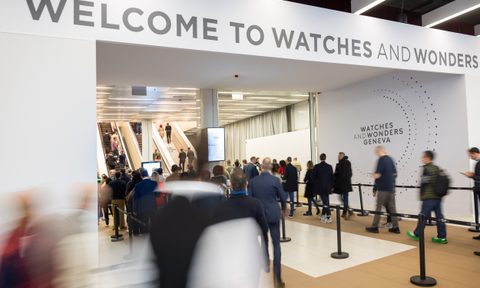 Visitors during Watches and Wonders GENEVA, in Geneva, Switzerland, Saturday, April 5, 2025. The Master Event of the Watches and Wonders ecosystem brings together the leading names of the Watchmaking and luxury industry from April 1 to April 7, 2025 at Geneva Palexpo.