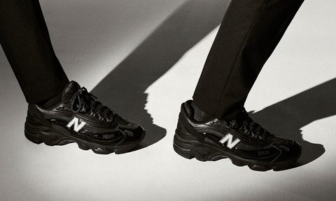 models wearing new balance beams