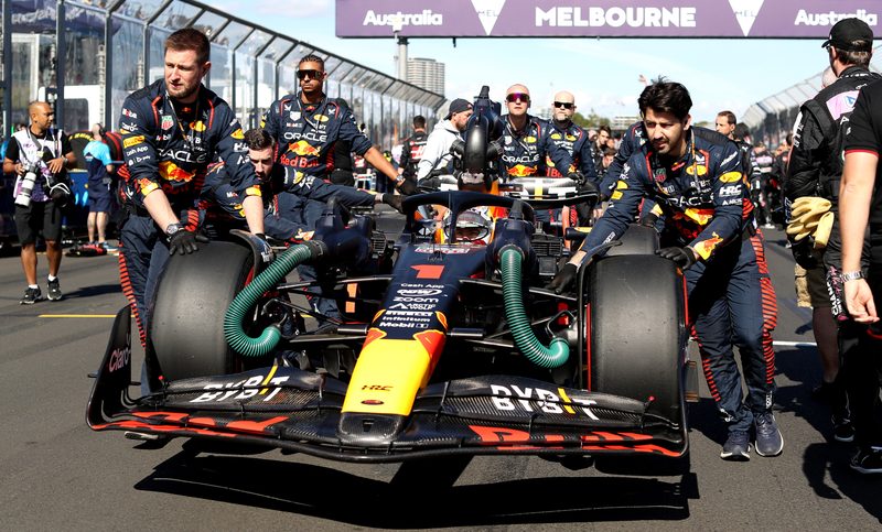 Calum Nicholas with the Red Bull Racing pit crew at the Australian Grand Prix 2023.