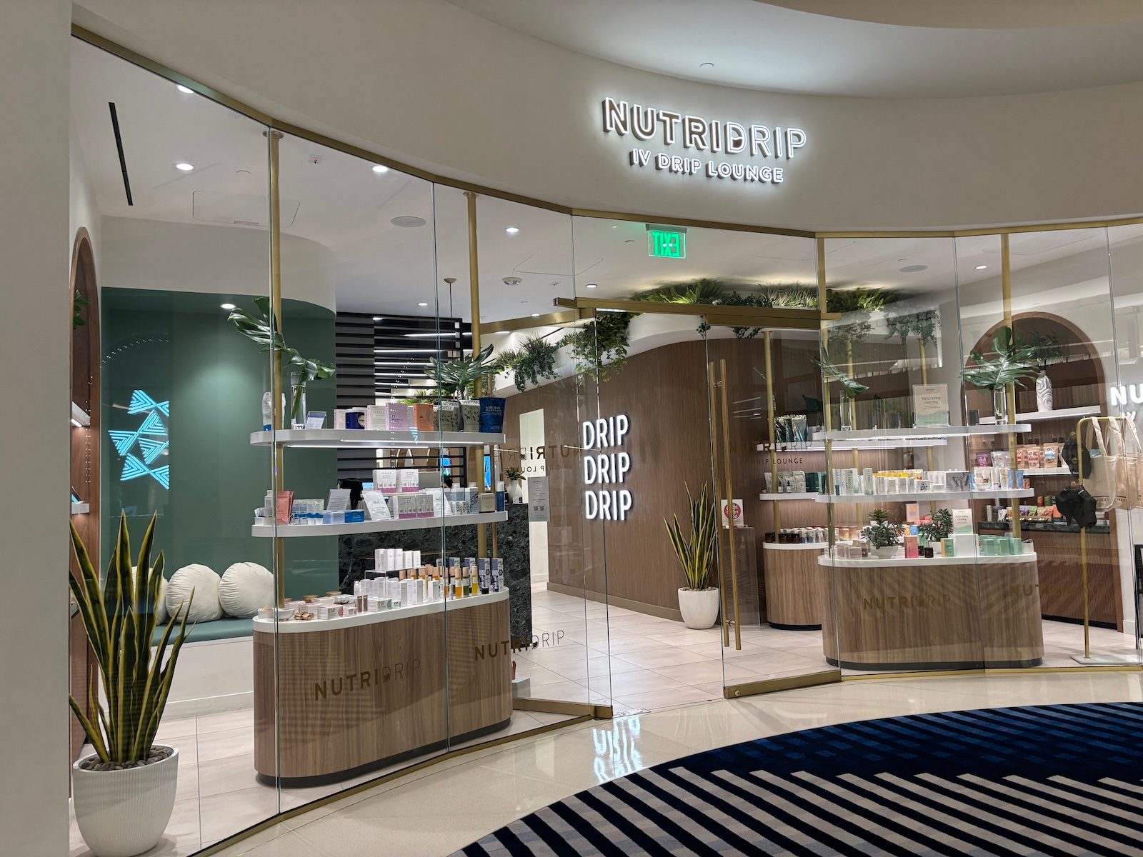 NutriDrip at Fontainebleau Las Vegas