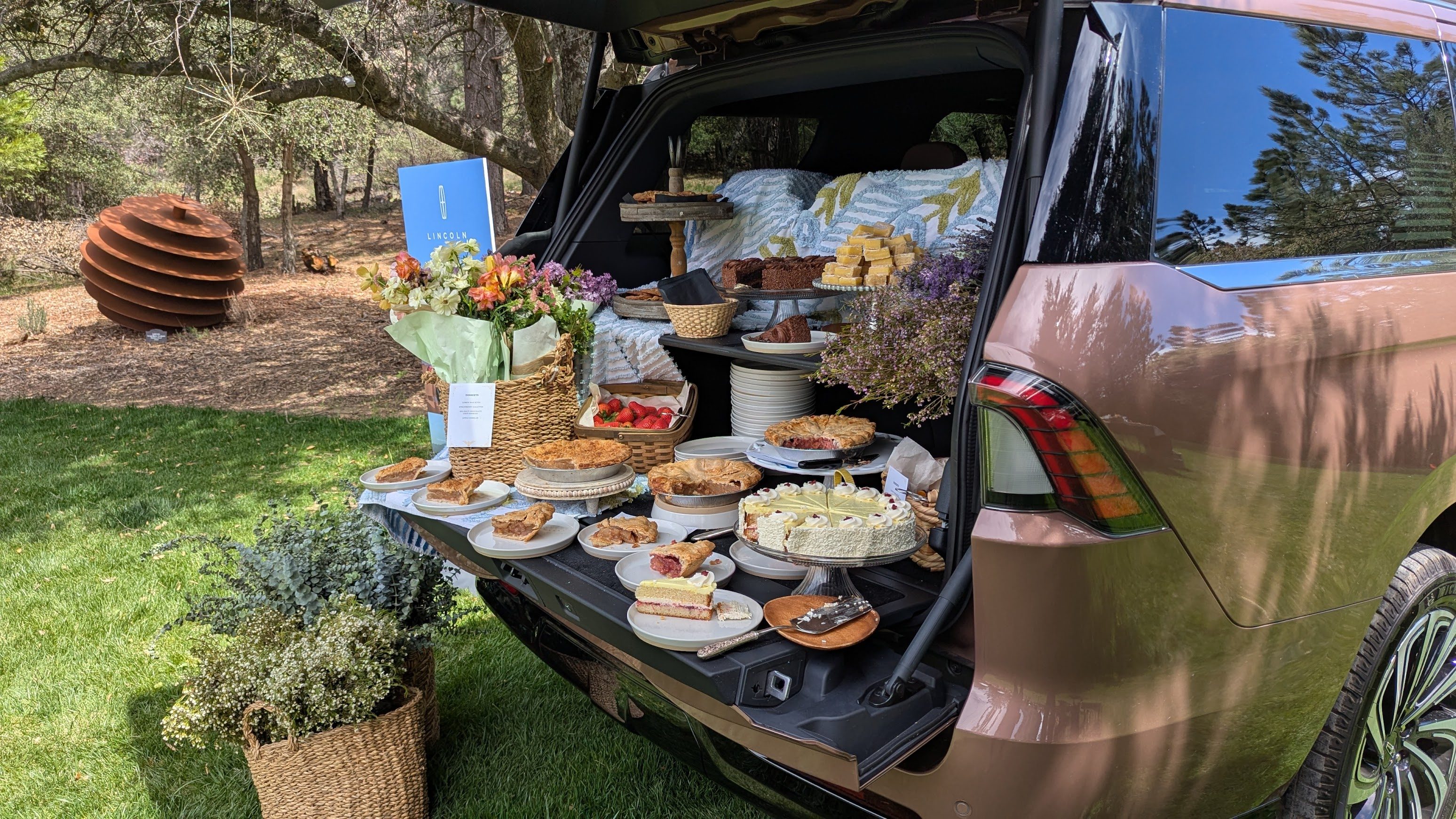 Picnic served in the back of a 2025 Lincoln Navigator
