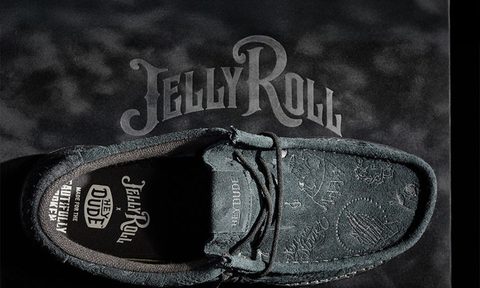 overhead view of hey dude shoe