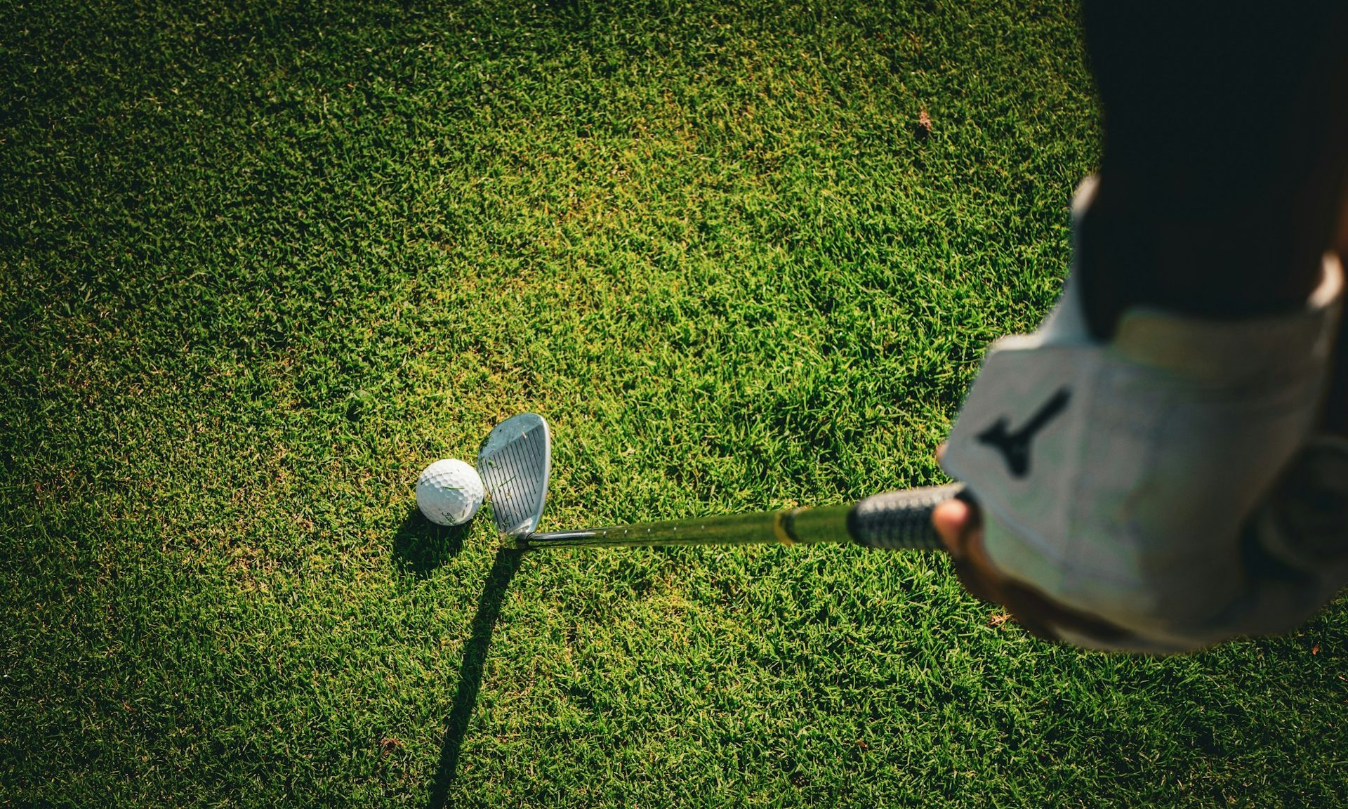 Man holding a golf club