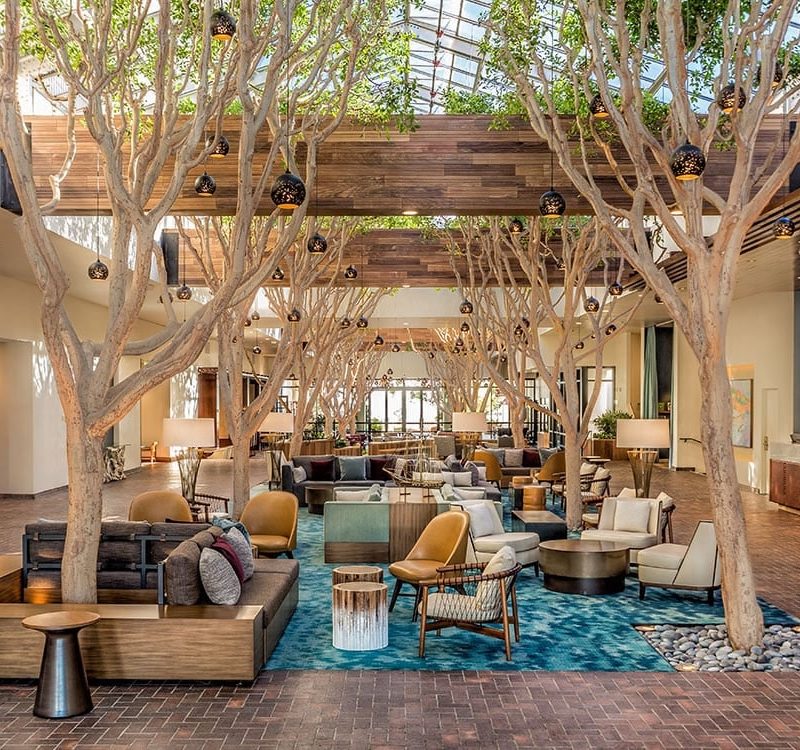 Portola Hotel