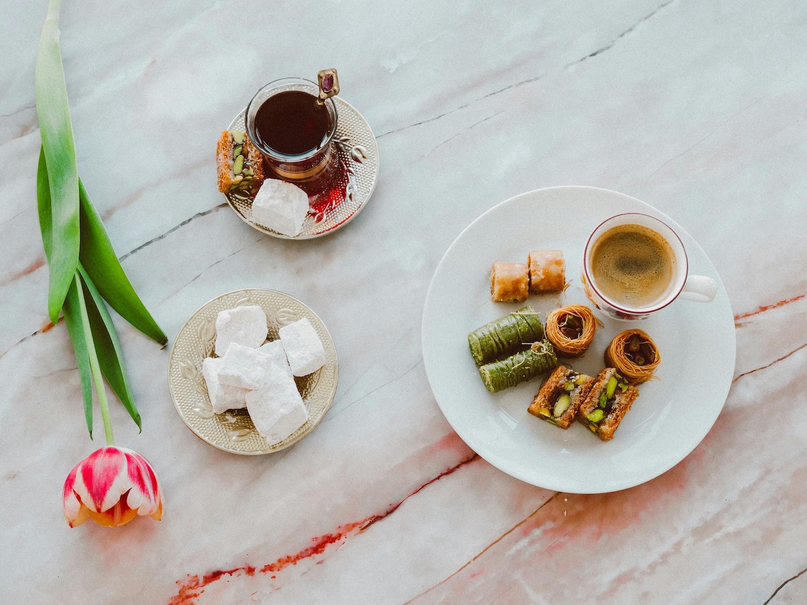 pistachio with coffee