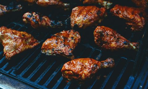 Grilled chicken with barbecue sauce