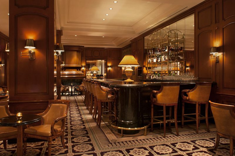 The Club Bar Bevery Hills.