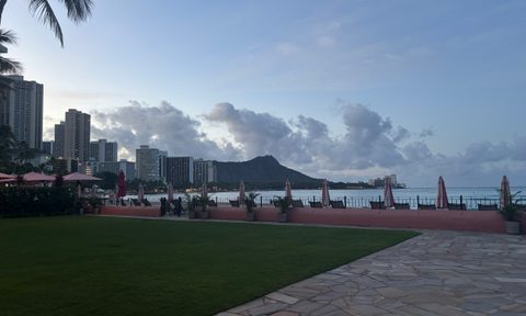 Waikiki Beach in O'ahu