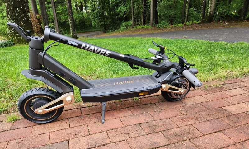 NAVEE ST3 Pro folded and locked for storage or transport.