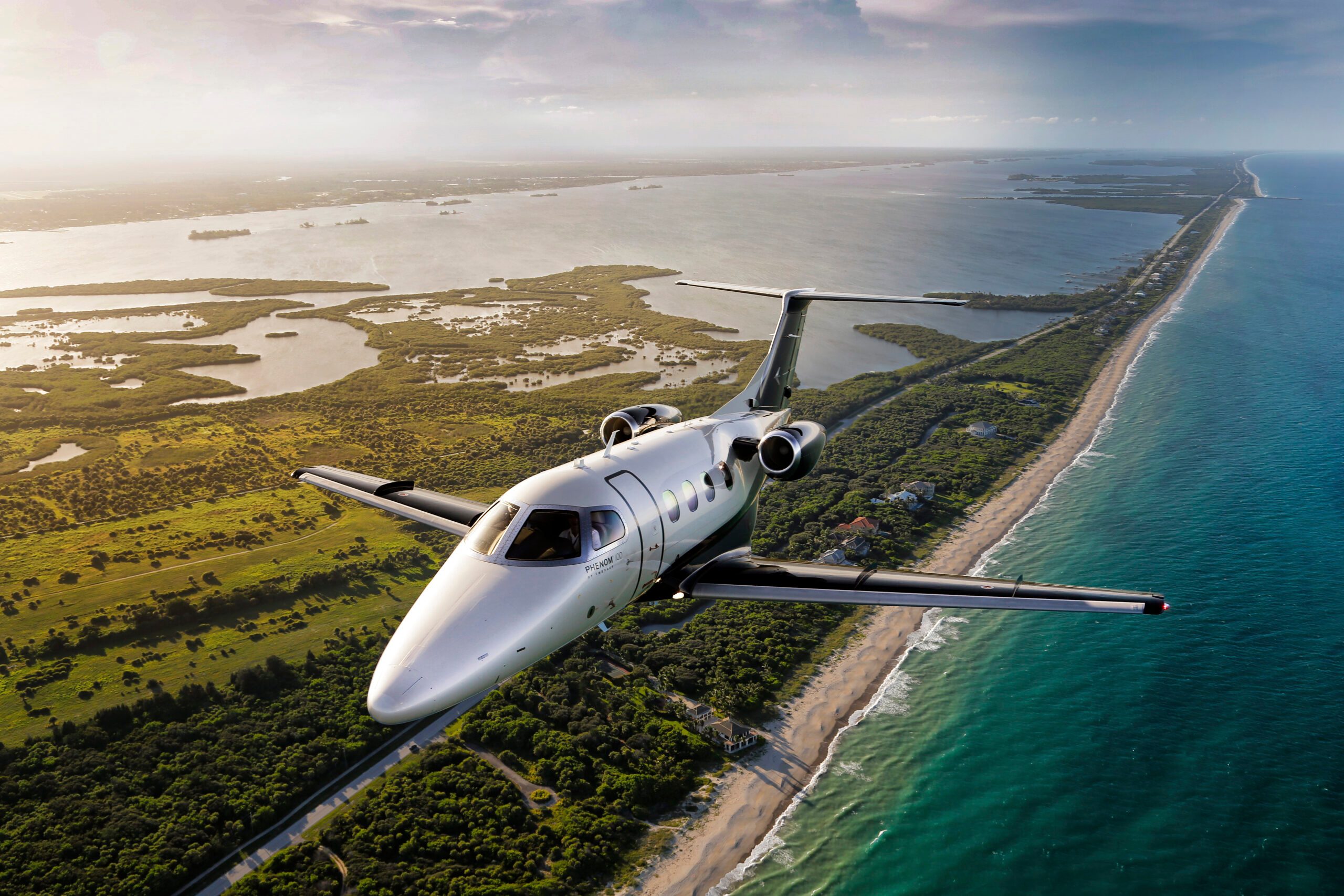 Embraer Phenom 100