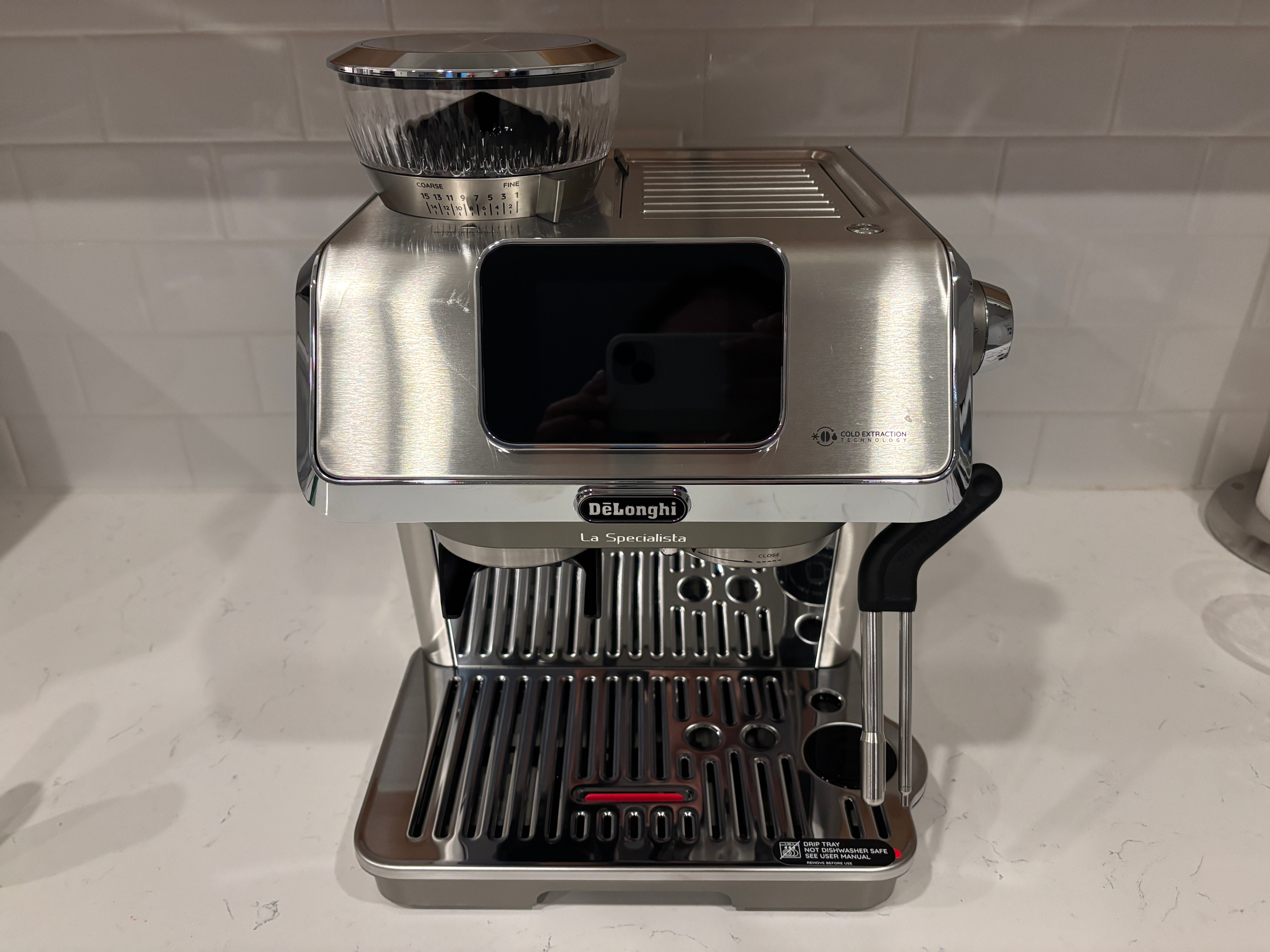De'Longhi claims this is their most intuitive espresso machine—so