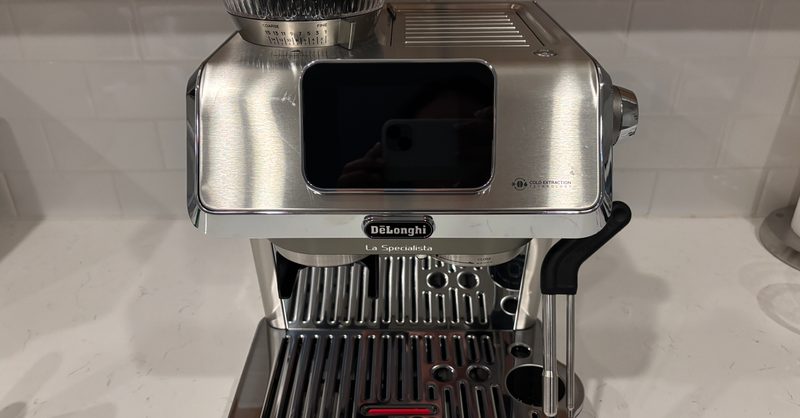 De'Longhi claims this is their most intuitive espresso machine—so