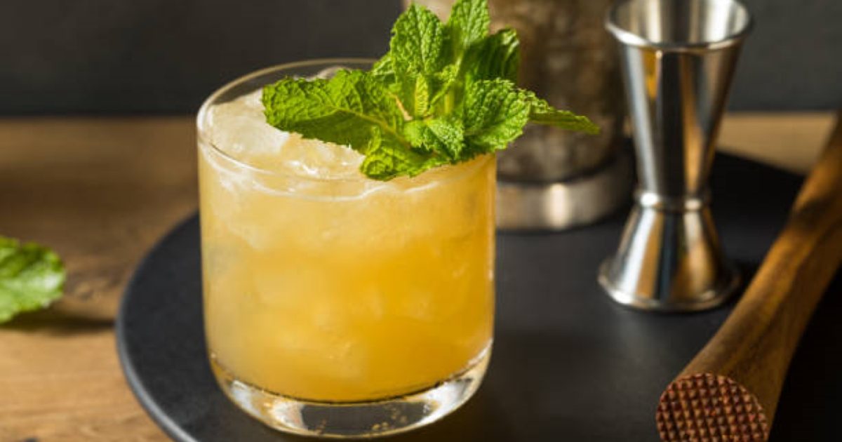 Boisson Racket Smash What is a Bourbon Smash and how do you make it? - The Manual