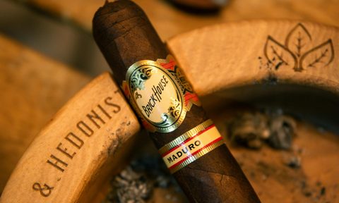 cigars in an ashtray