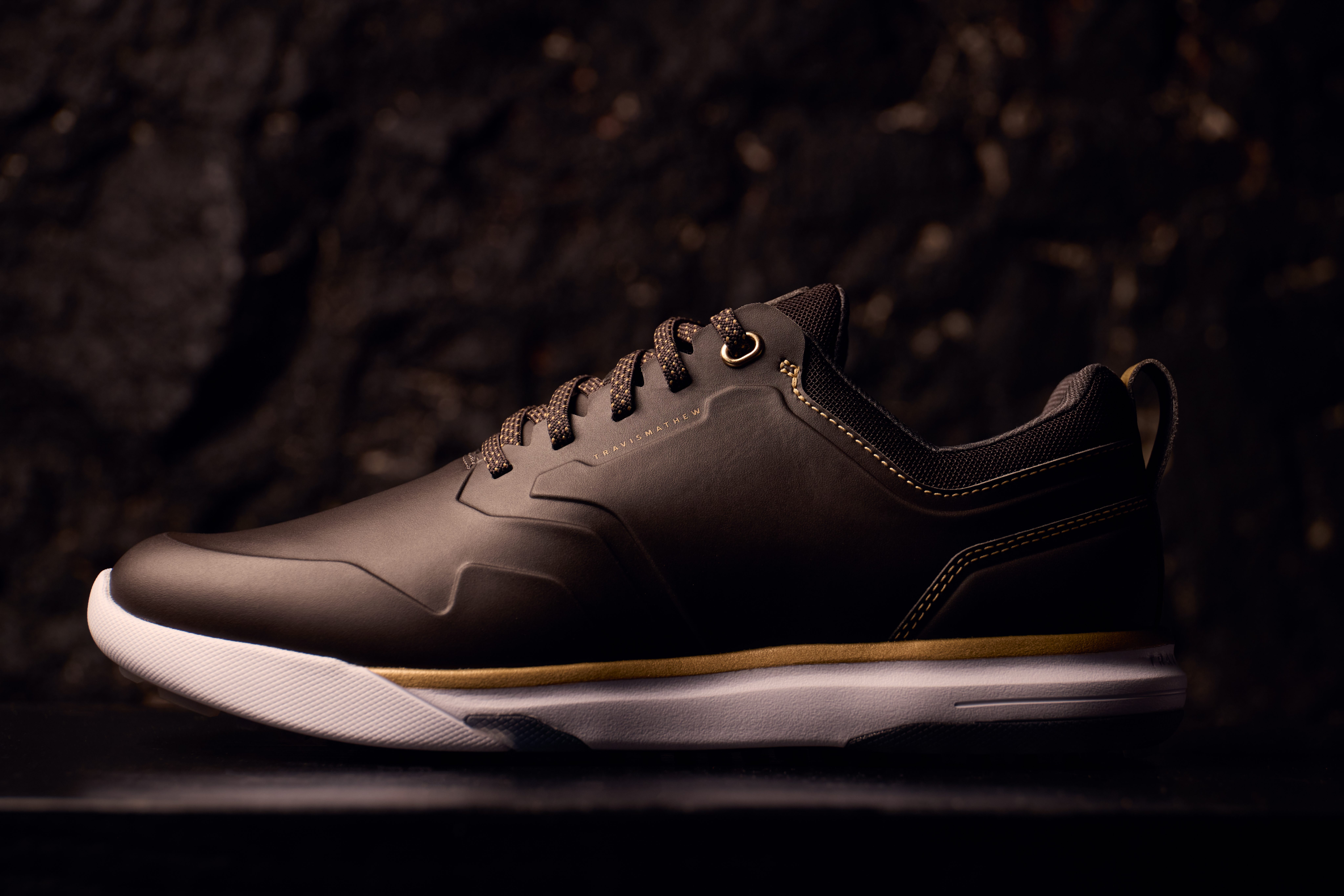guinness x travismathew golf shoe