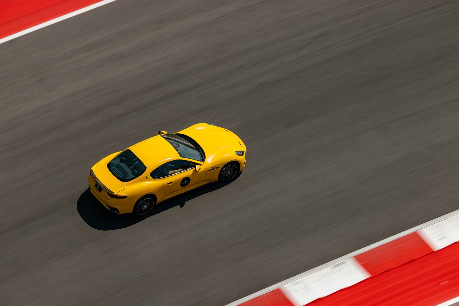 Top view of Maserati GranTurismo Trofeo on COTA track