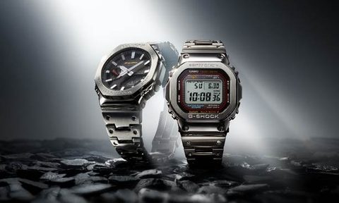 Full Metal collection: the GMWB5000D-1C and GMB2100SD-1C.