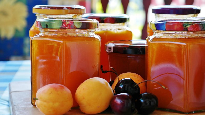 Jam jars