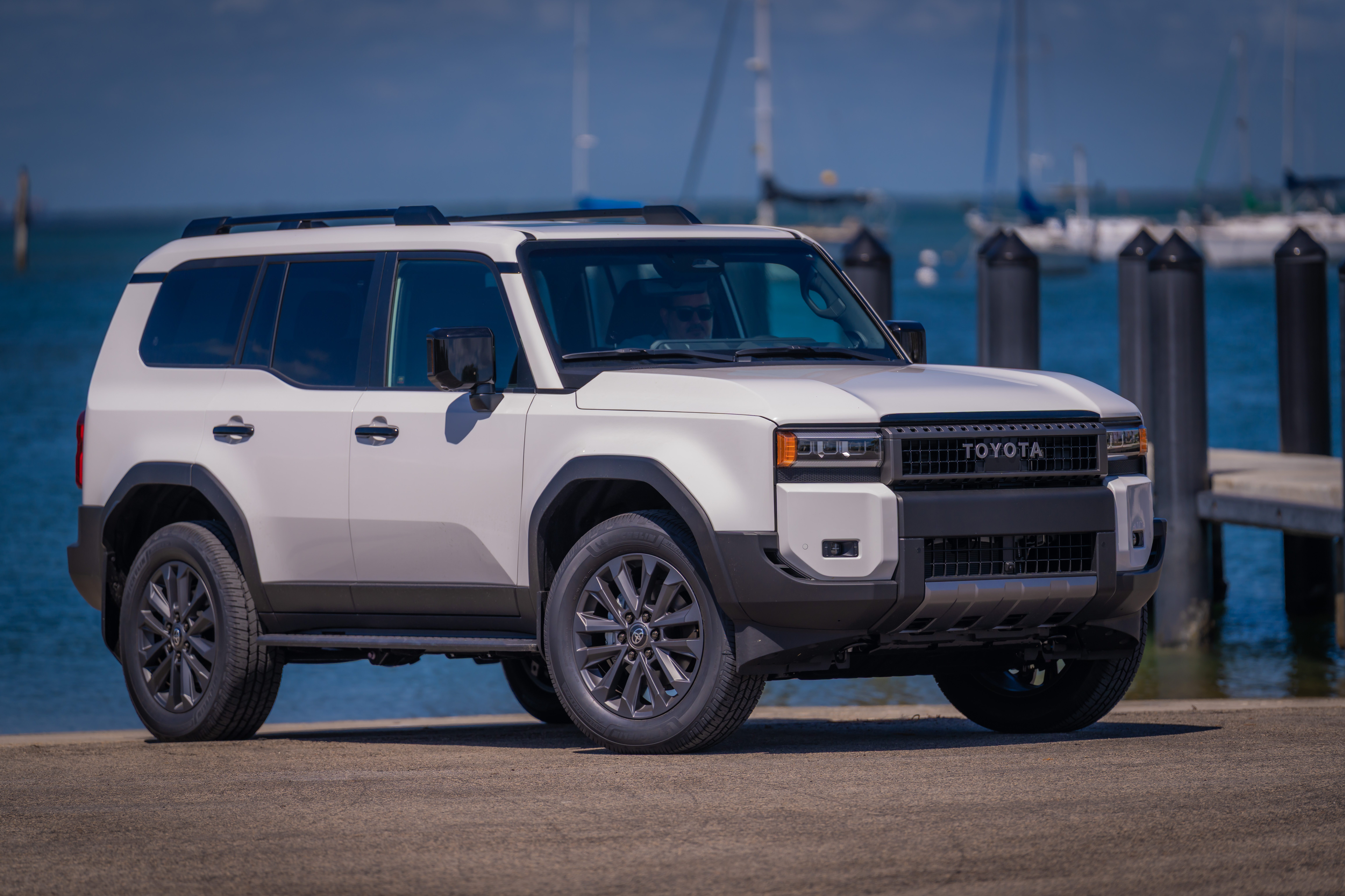 Michelin Defender Tires on a Toyota Landcruisee