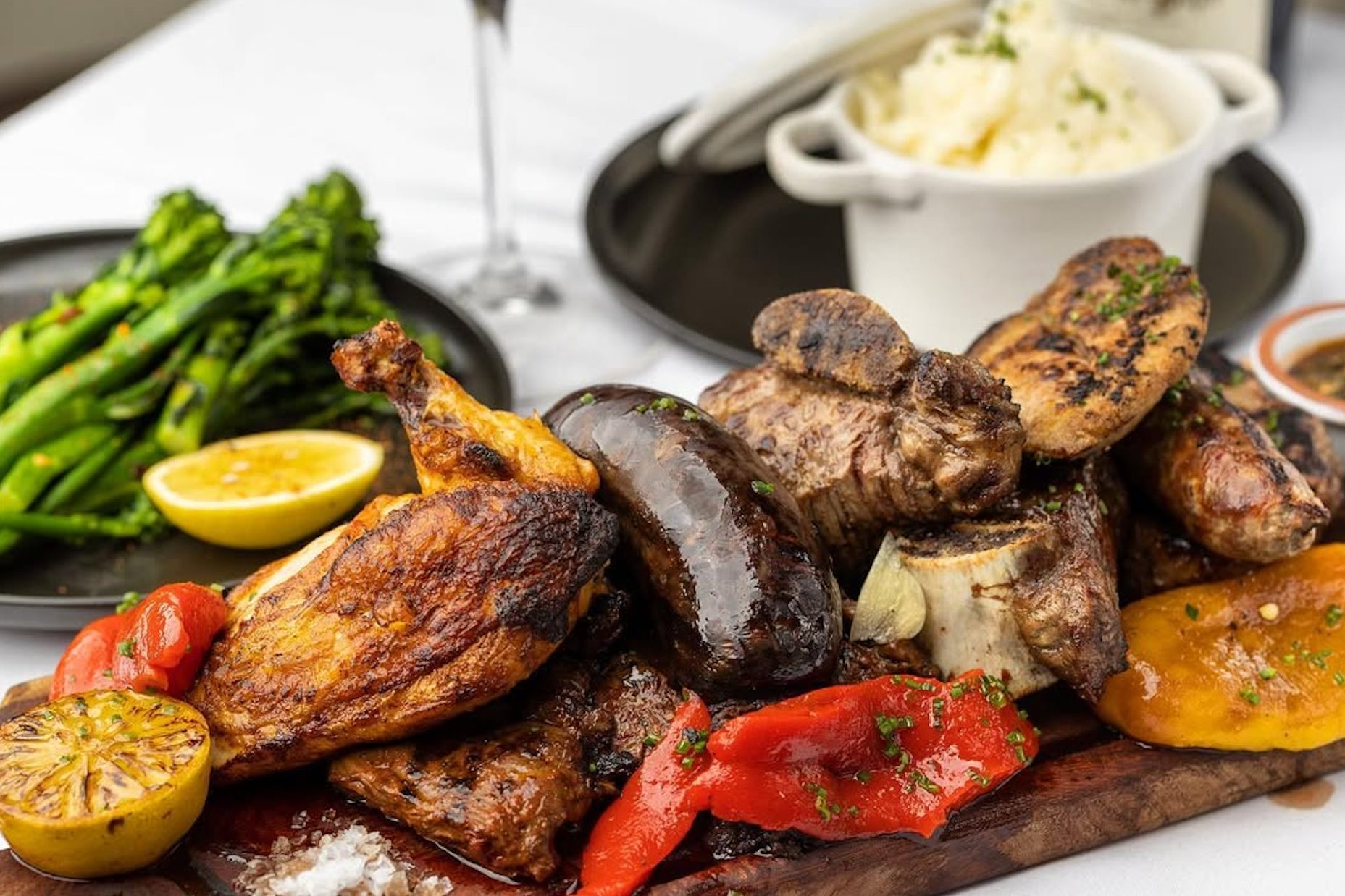 parrillada of meat with veg and mashed potato