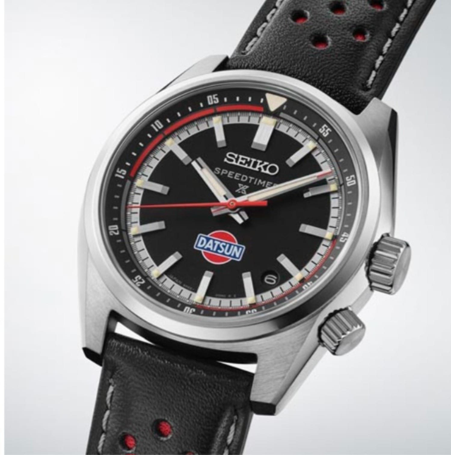 The SPB517, a watch powered by the mechanical Calibre 6R55