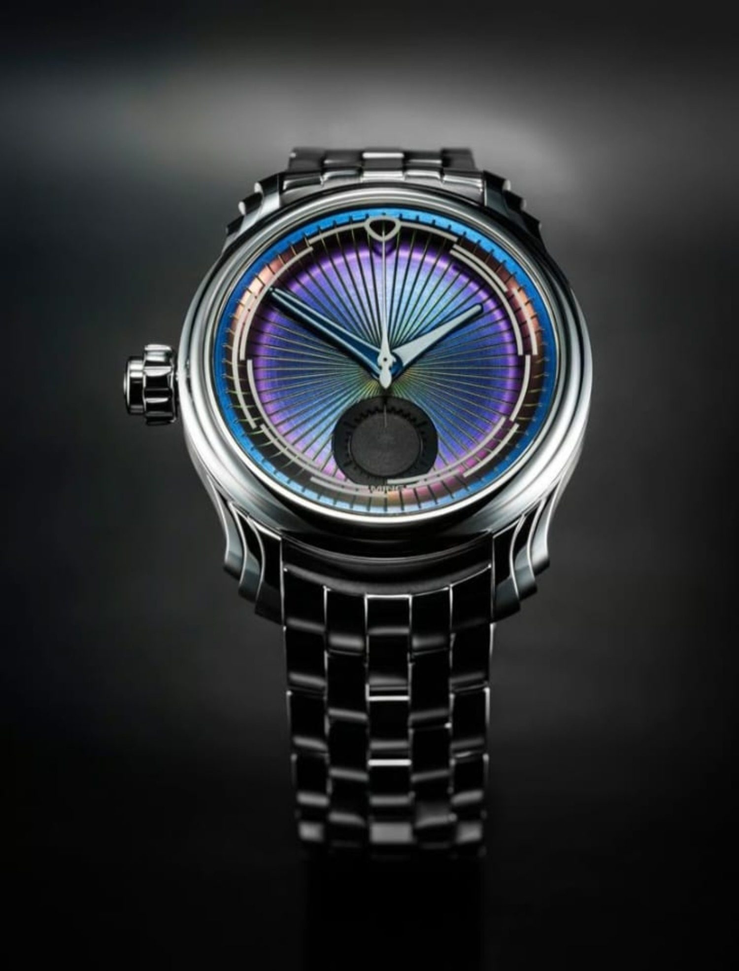 The MING 57.04 Iris