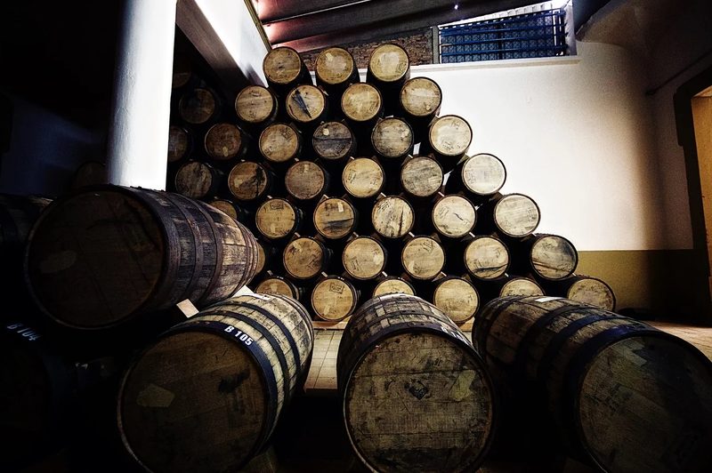 El Tequileno barrels.