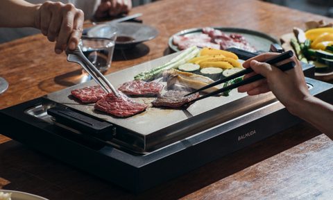 yakiniku on a BALMUDA teppanyaki grill