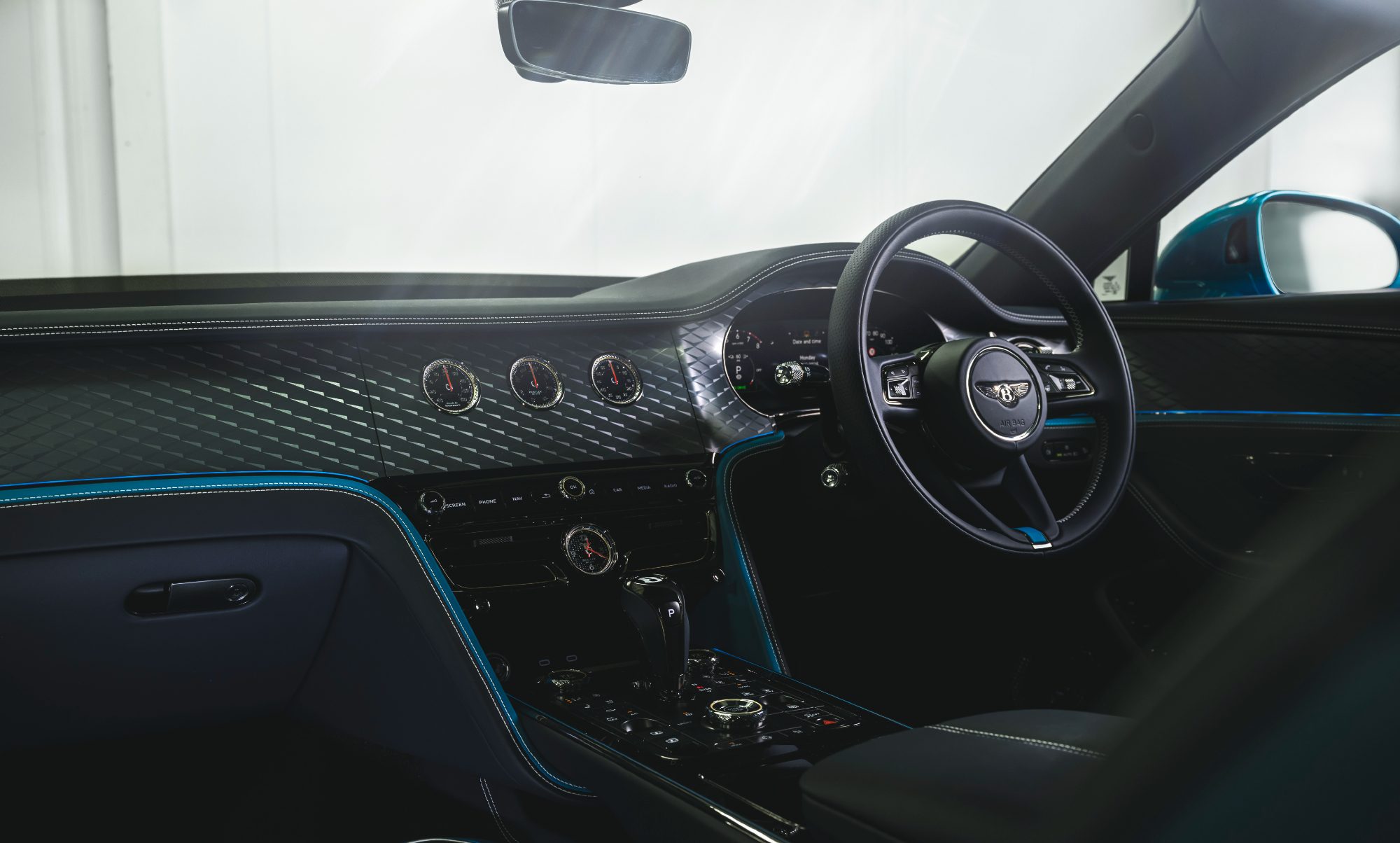 Bentley Ombre Flying Spur front seats and driver cockpit.