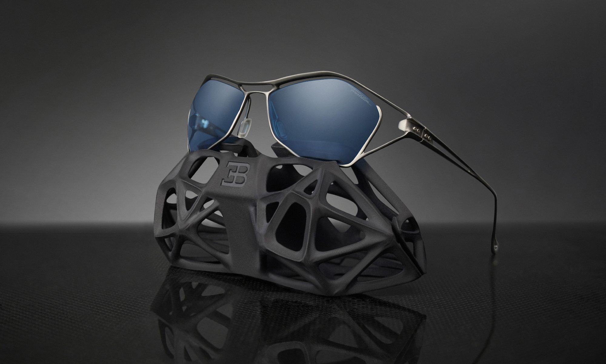 Bugatti Tourbillon 3D-printed titanium frame inspired by the aerodynamic rear design of the Tourbillon hypercar.