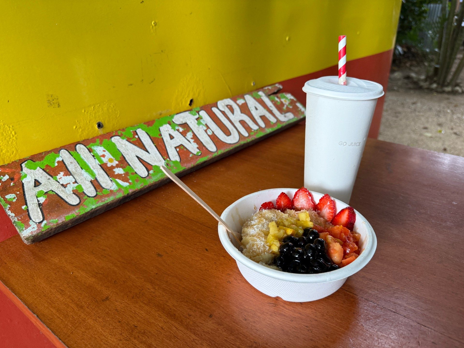 Go Juice Acai Bowl and Banana Coffee