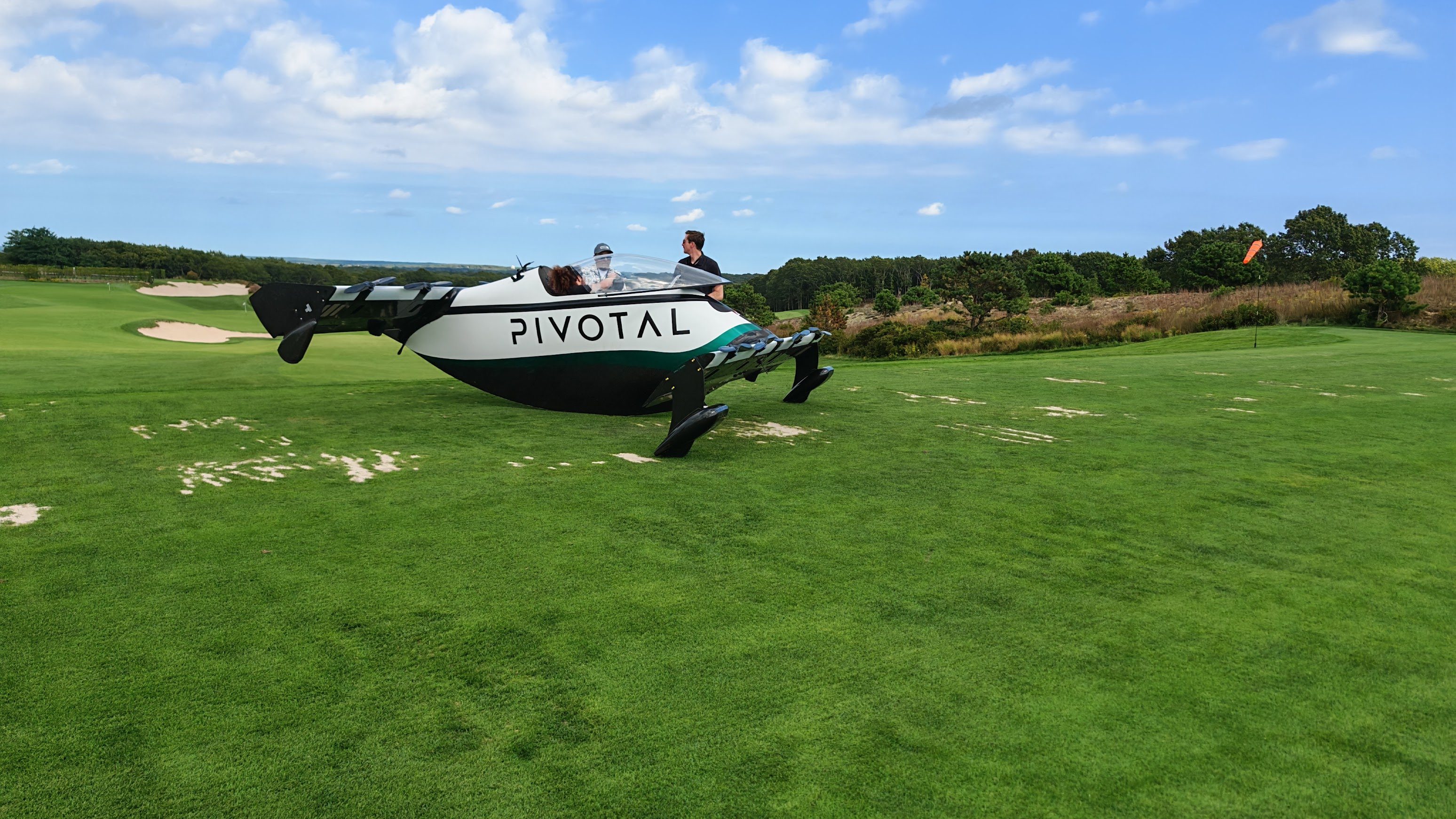 Pivotal Personal Aircraft on display at The Bridge IX