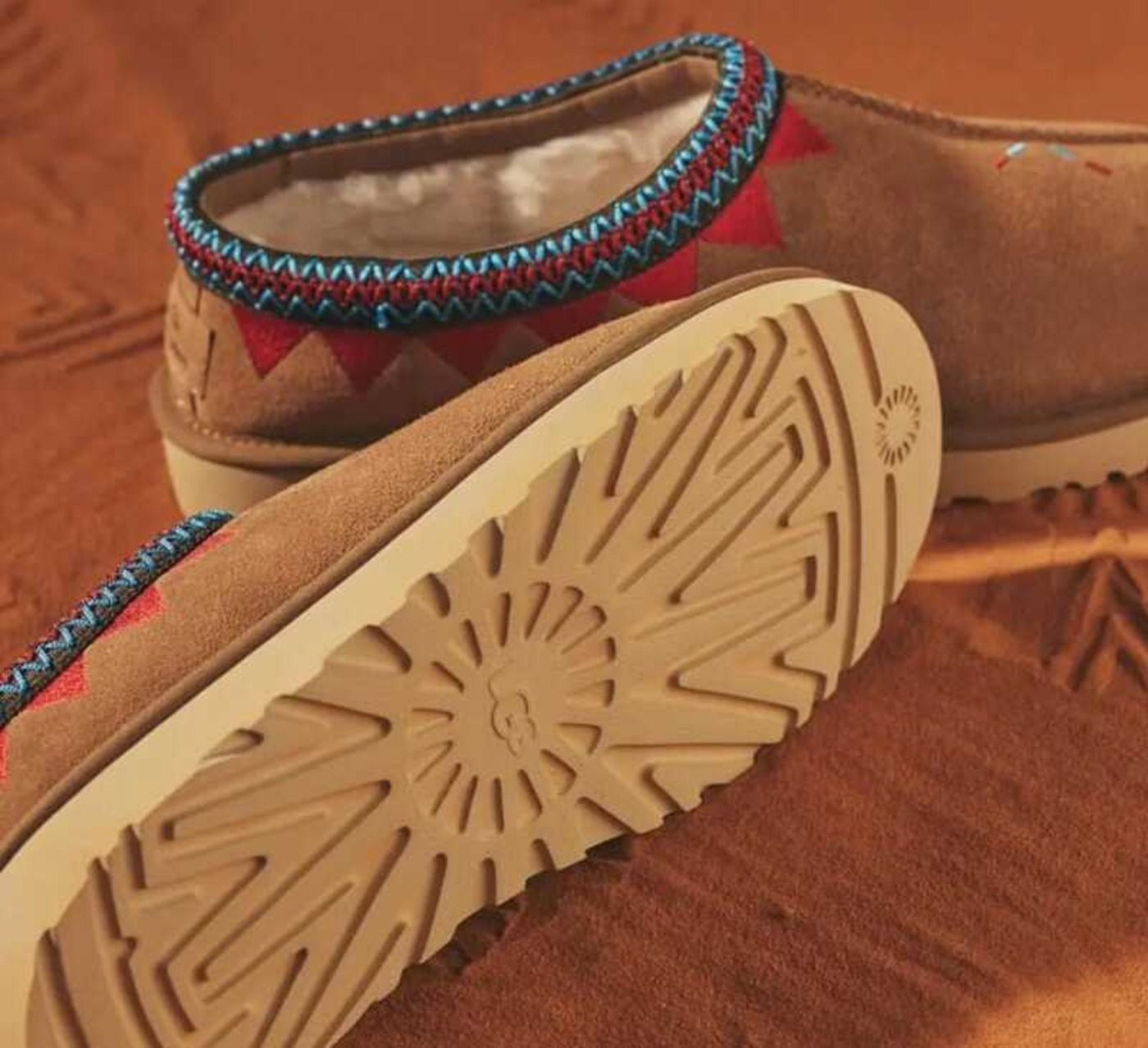 pair of UGG/Liberaiders tasman slippers