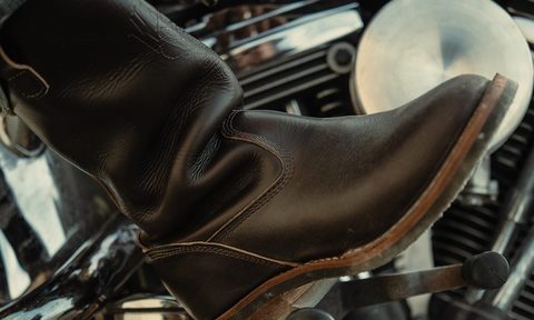 biker wearing Harley-Davidson White's boot