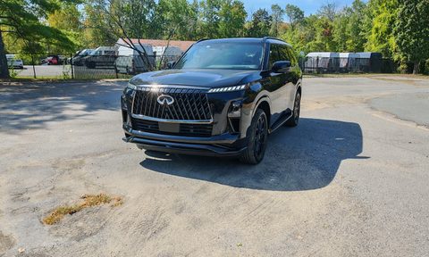 Infiniti QX80 Sport front view