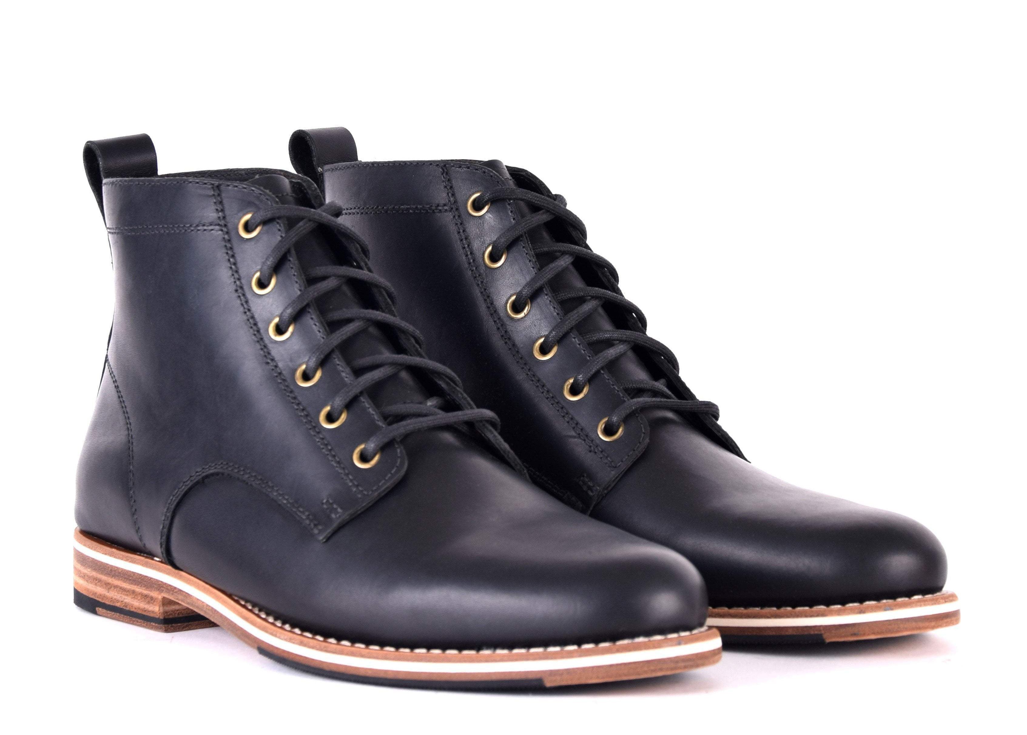 helm boots in black