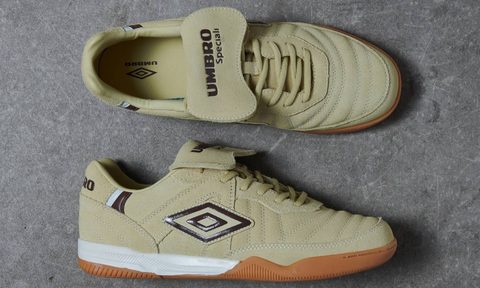 umbro beige sneakers