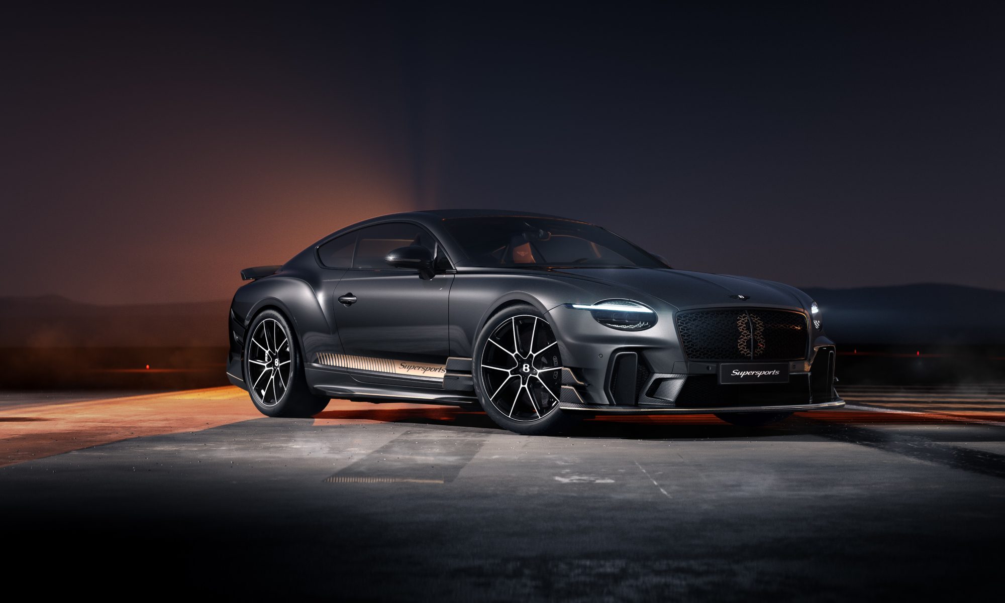 Bentley Supersports right front three quarter view.