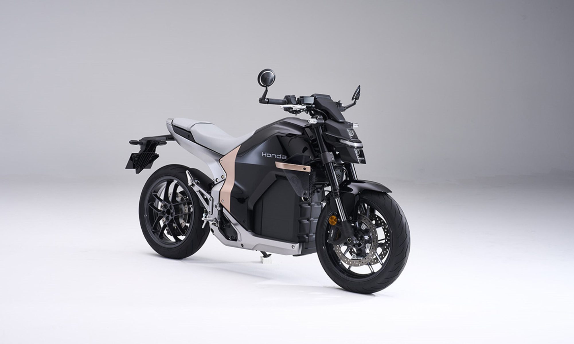 Honda WN7 Electric motorcycle right front three quarter view.
