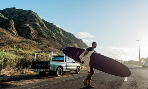 Alaska Airlines surfboard policy