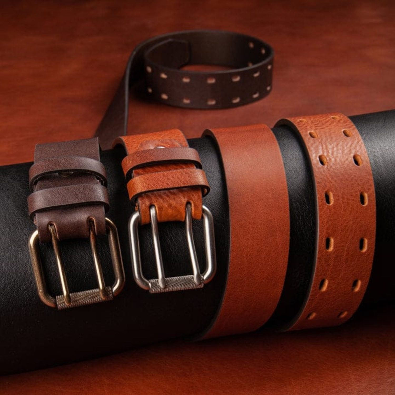 Maremma Belt in black and tan leather