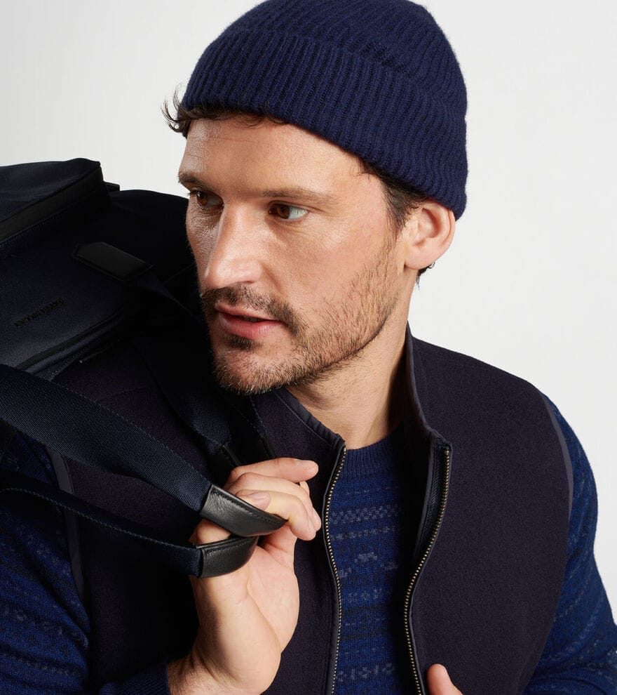 A ribbed cashmere beanie