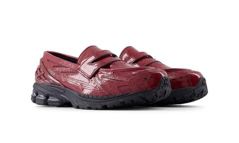 new balance red croc 1906L