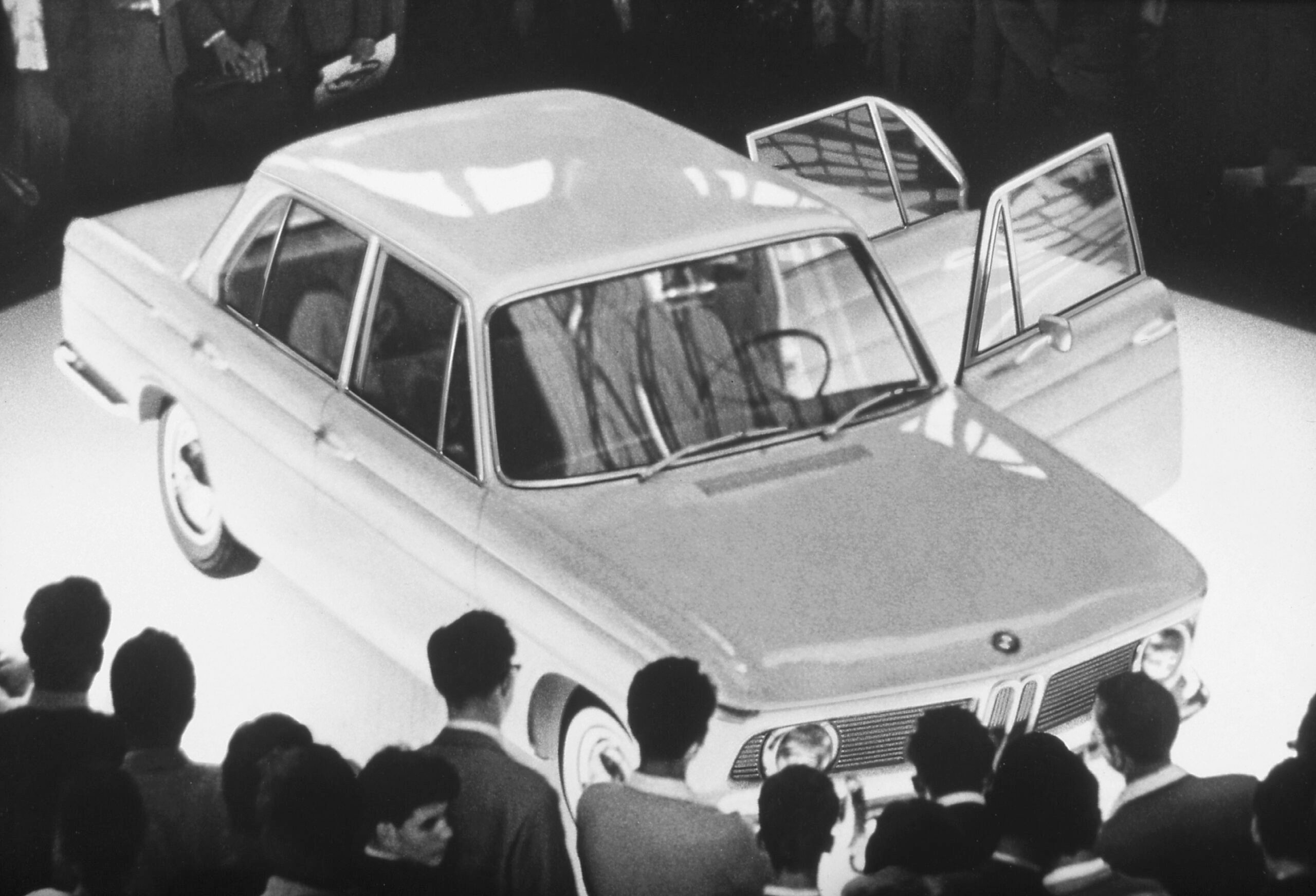 BMW Neue Klasse unveiled 1961 Frankfurt