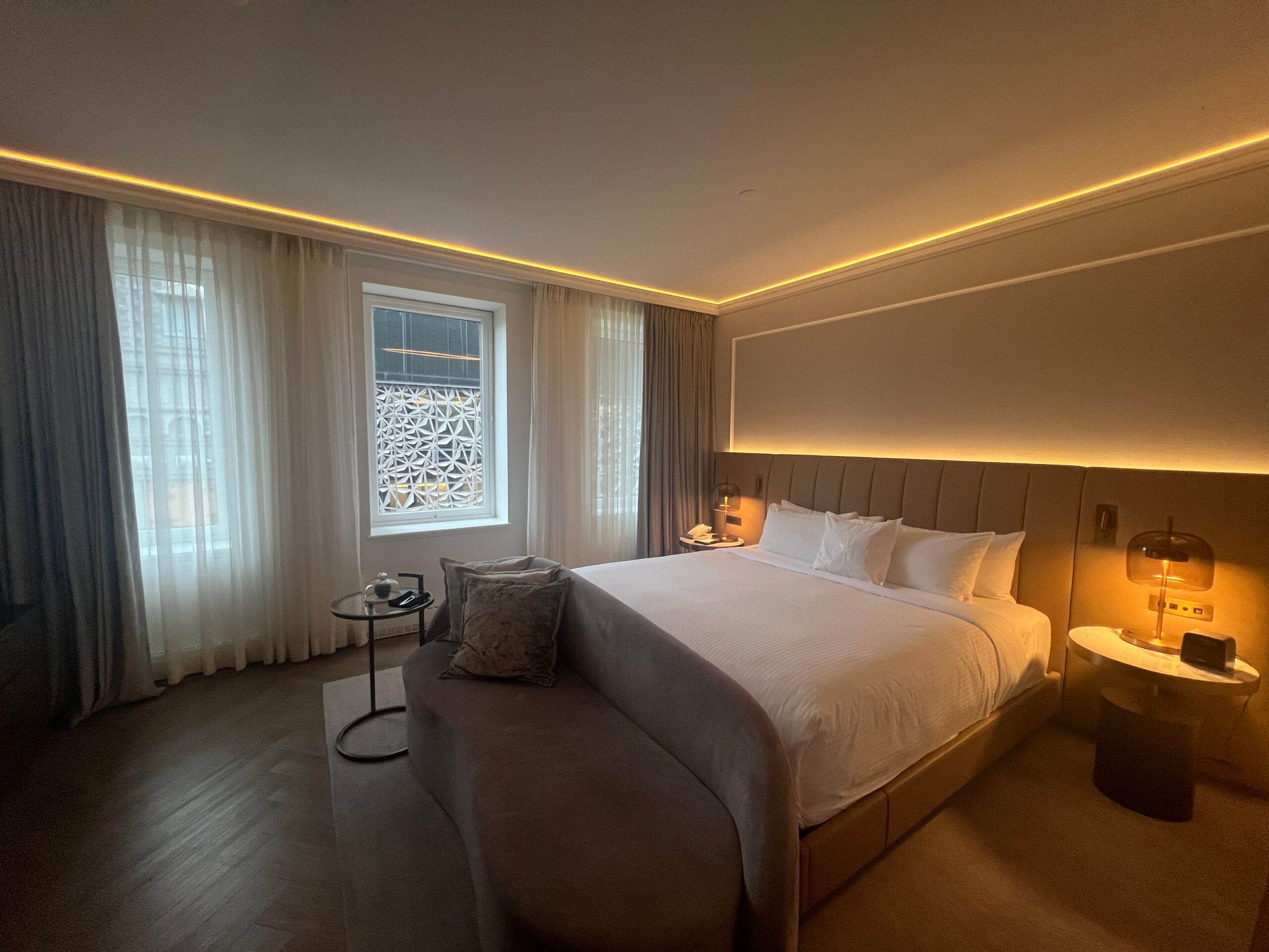 Vogue Hotel Montreal