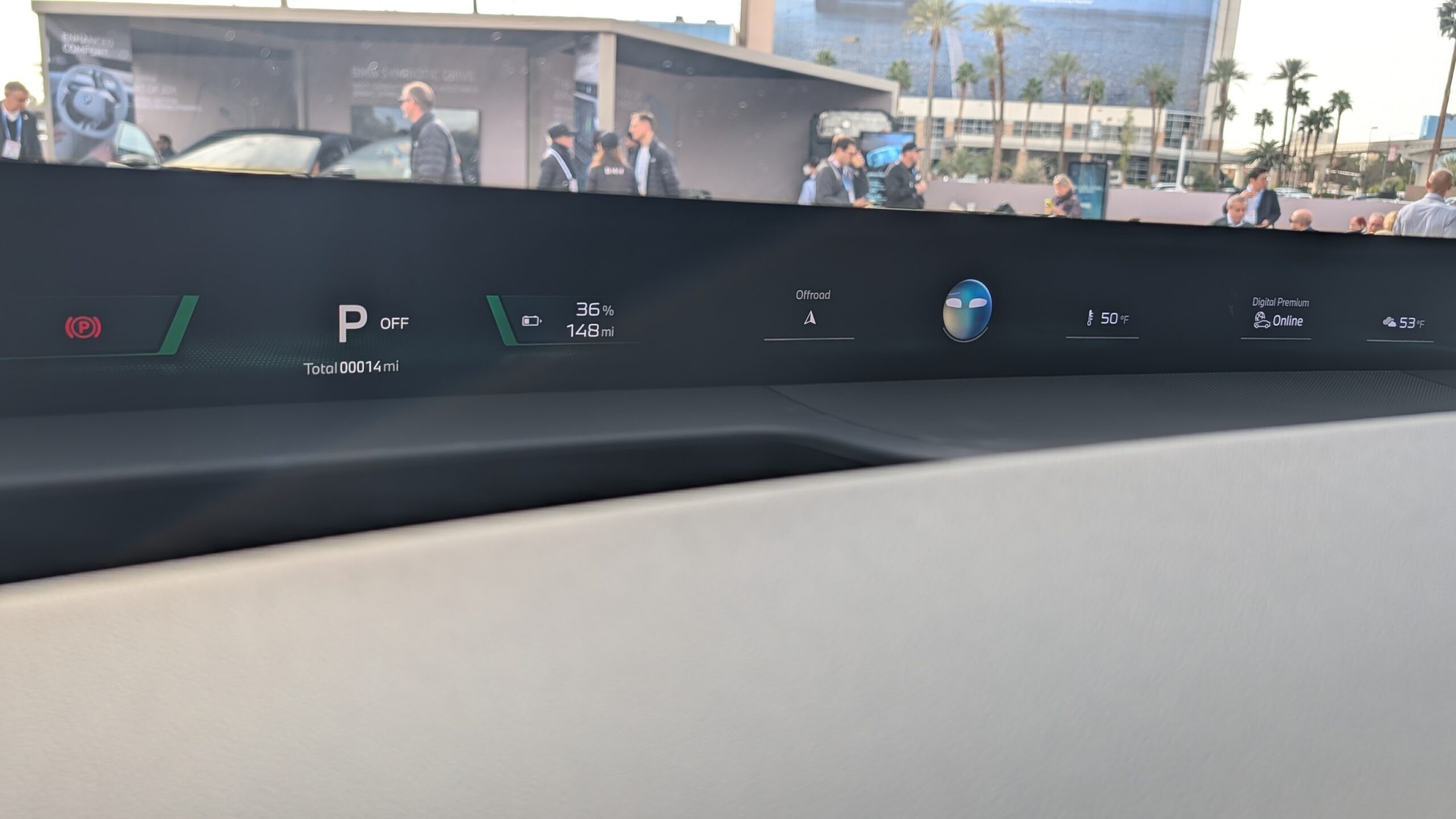 BMW's AI assistant on its panoramic dash at CES